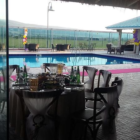 Vanilla Sky Georgia Hotel Natakhtari ภายนอก รูปภาพ