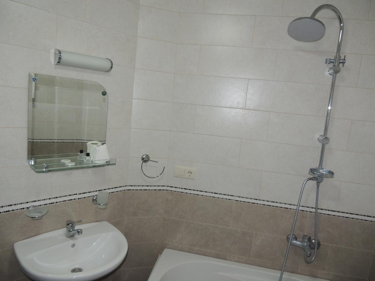Vanilla Sky Georgia Hotel Natakhtari ภายนอก รูปภาพ