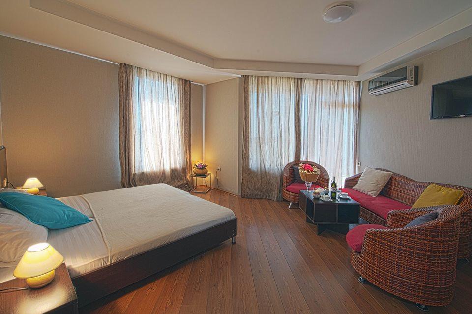 Vanilla Sky Georgia Hotel Natakhtari ภายนอก รูปภาพ