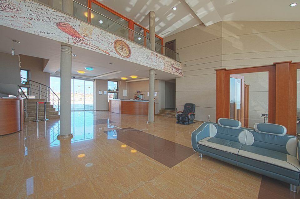 Vanilla Sky Georgia Hotel Natakhtari ภายนอก รูปภาพ