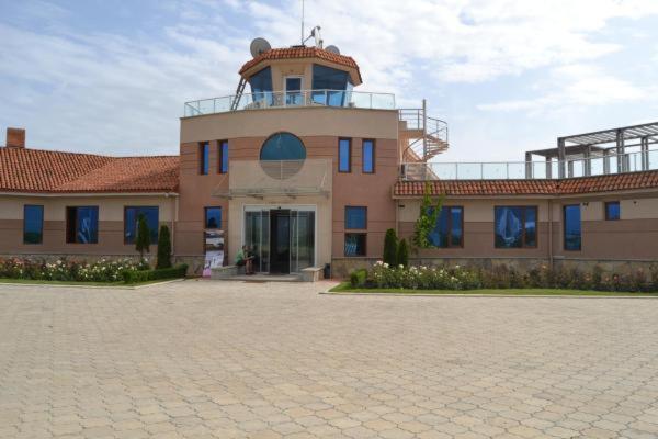 Vanilla Sky Georgia Hotel Natakhtari ภายนอก รูปภาพ
